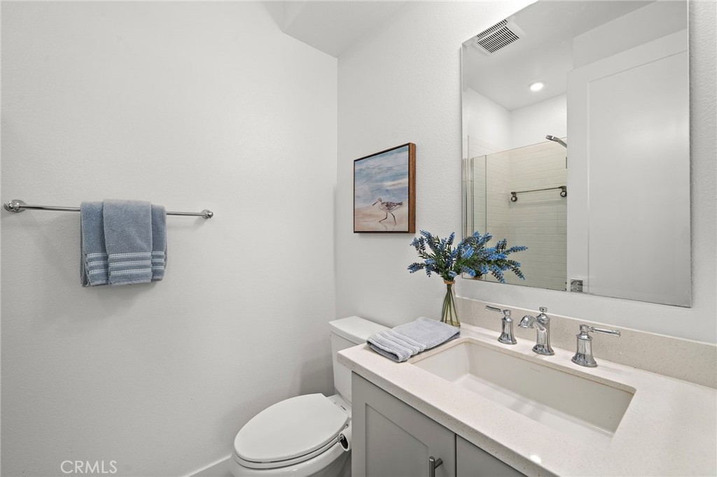 First floor bedroom's bathroom - 230 Abacus, Irvine CA 92618 - photo 22
