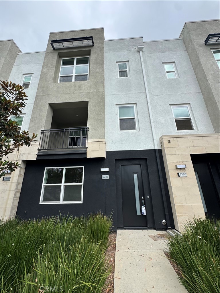 2338 Synergy, Irvine CA 92614 - photo 2