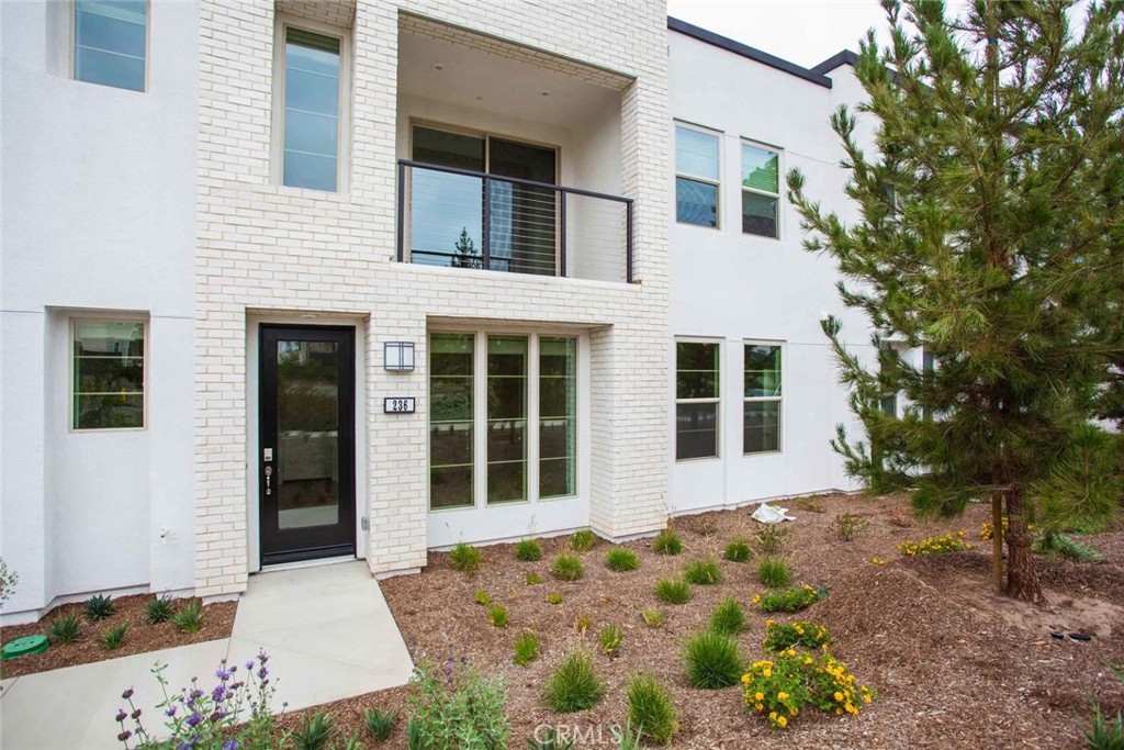 236 Harringay, Irvine CA 92618 - photo 2