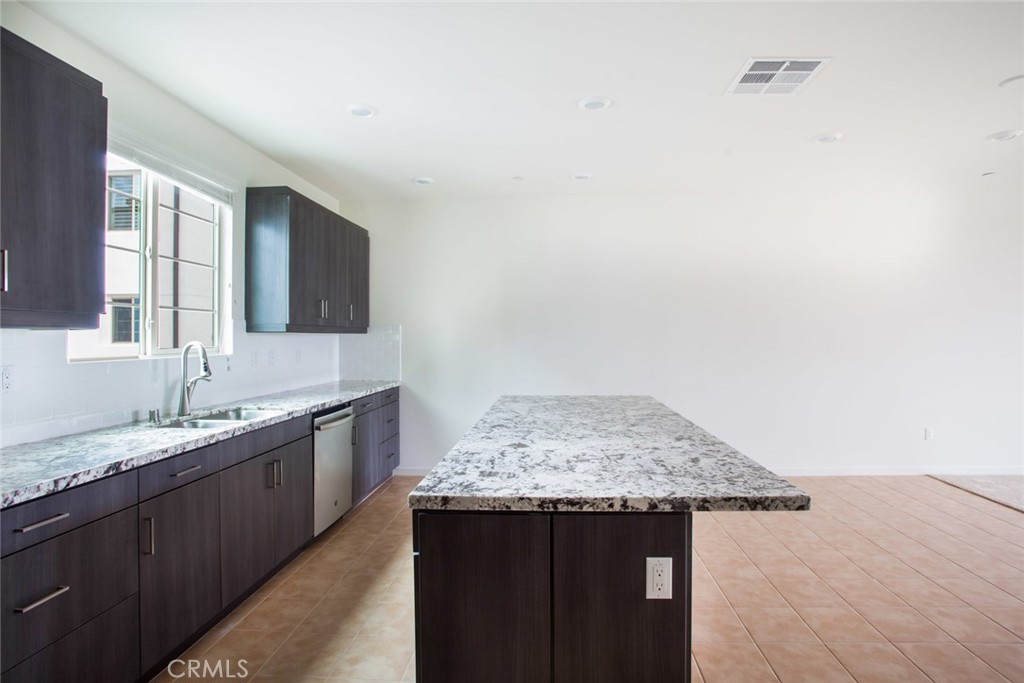 236 Harringay, Irvine CA 92618 - photo 15