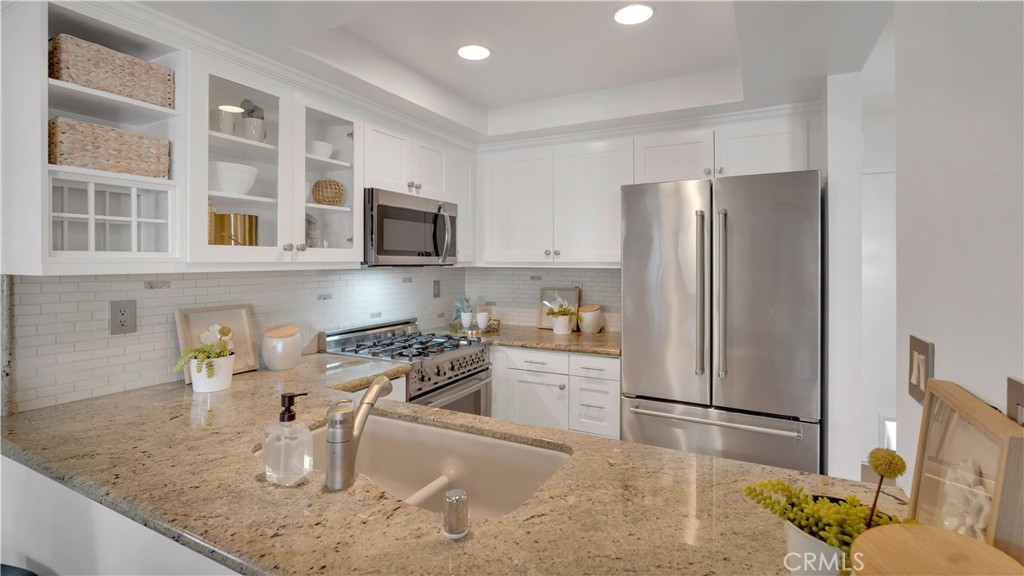 24 Christamon S, Irvine CA 92620 - photo 16