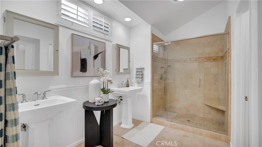 24 Christamon S, Irvine CA 92620 - photo 31