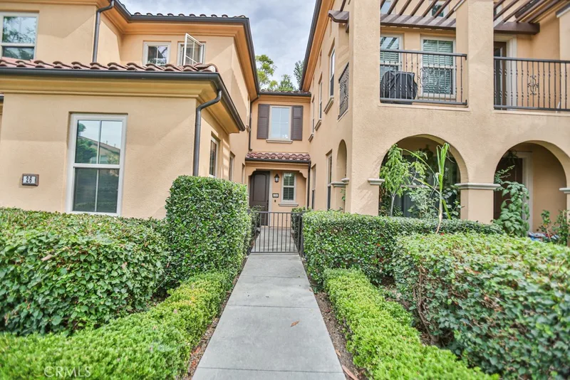 24 Coralwood, Irvine, CA 92618