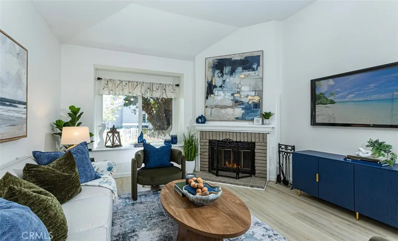 24 Riverstone, Irvine