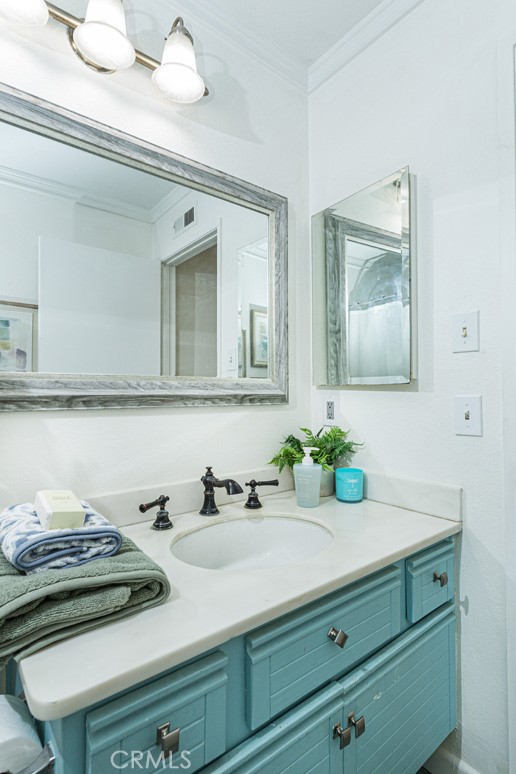 Hall Bath - 24 Riverstone, Irvine CA 92606 - photo 17