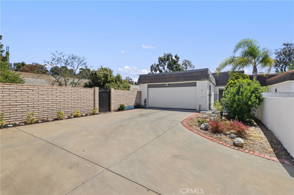 24 Rockrose, Irvine CA 92612 - photo 35