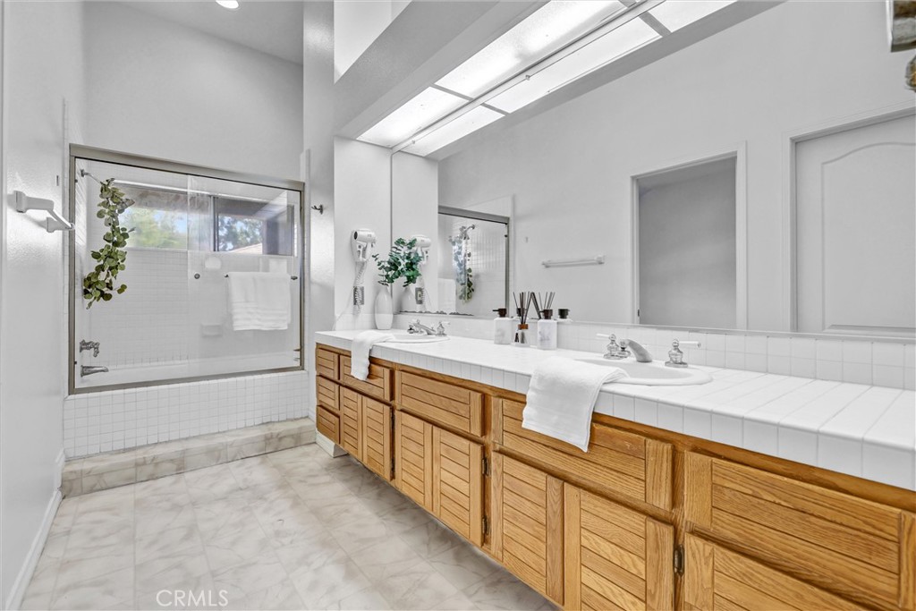 24 Scripps Aisle, Irvine CA 92612 - photo 12