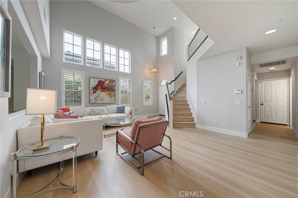 24 Silveroak, Irvine CA 92620 - photo 4