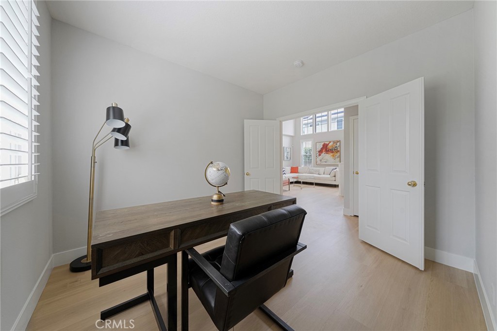 24 Silveroak, Irvine CA 92620 - photo 23