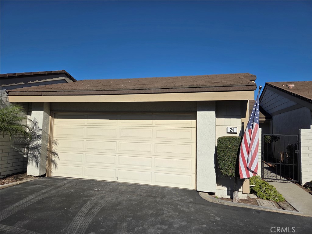 24 Wetstone, Irvine CA 92604 - photo 1