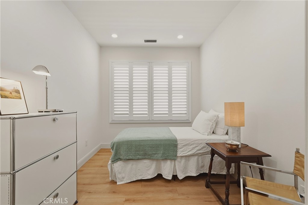 3rd Bedroom (Den/Office) - 240 Mayfair, Irvine CA 92620 - photo 8