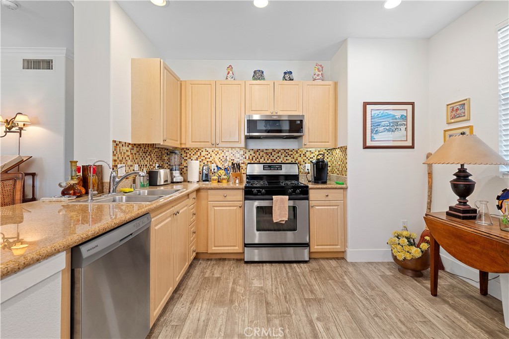 2408 Watermarke Place, Irvine CA 92612 - photo 18