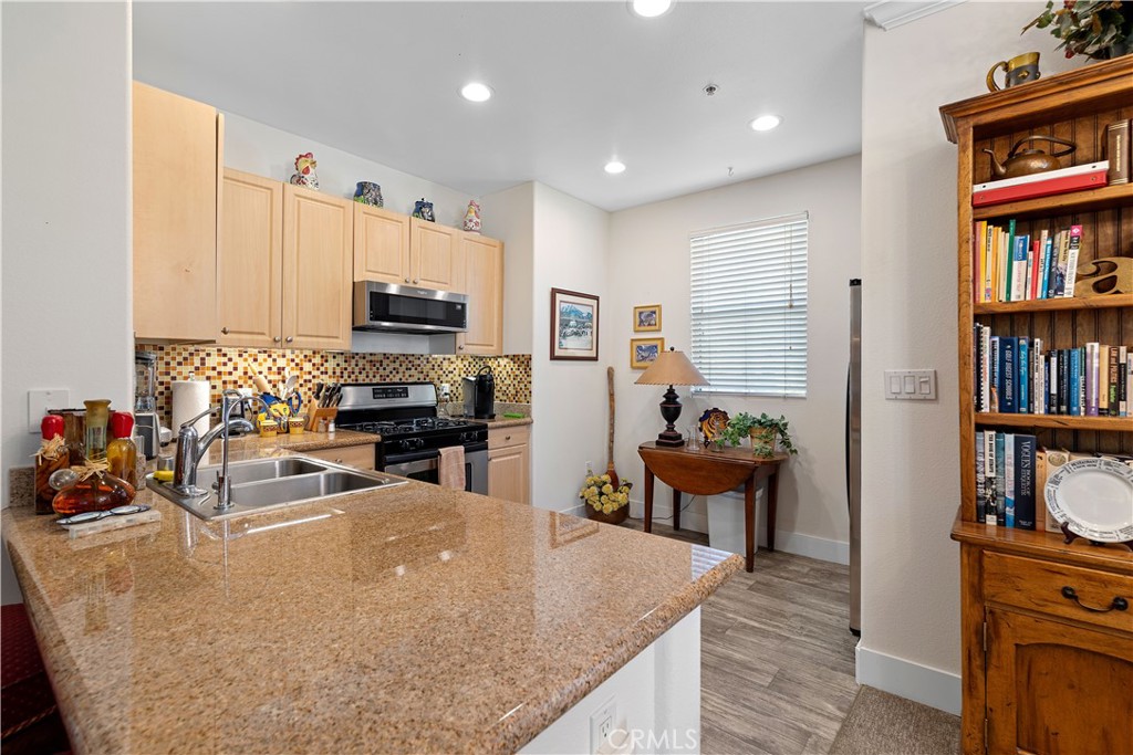 2408 Watermarke Place, Irvine CA 92612 - photo 30