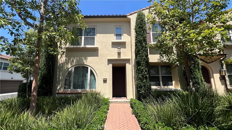 241 Overbrook, Irvine, CA 92620
