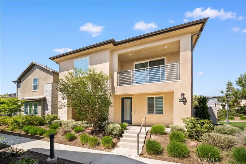242 Chorus, Irvine, CA 92618