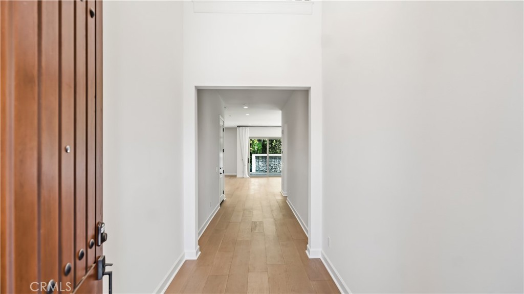 242 Sutters, Irvine CA 92602 - photo 4