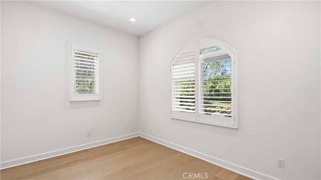 242 Sutters, Irvine CA 92602 - photo 11
