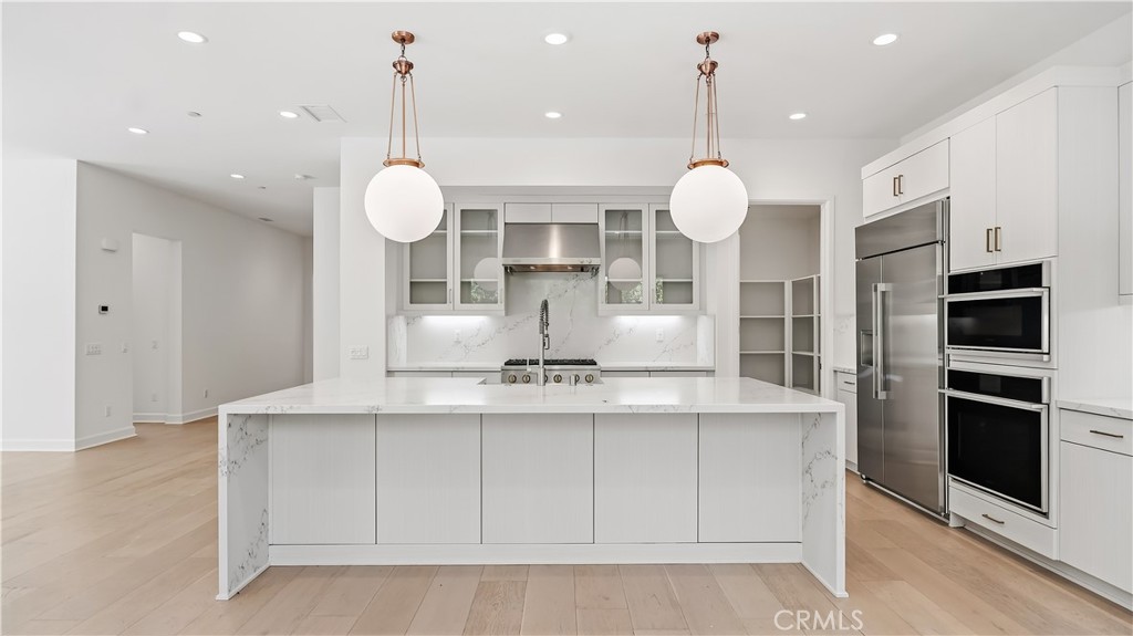 242 Sutters, Irvine CA 92602 - photo 24