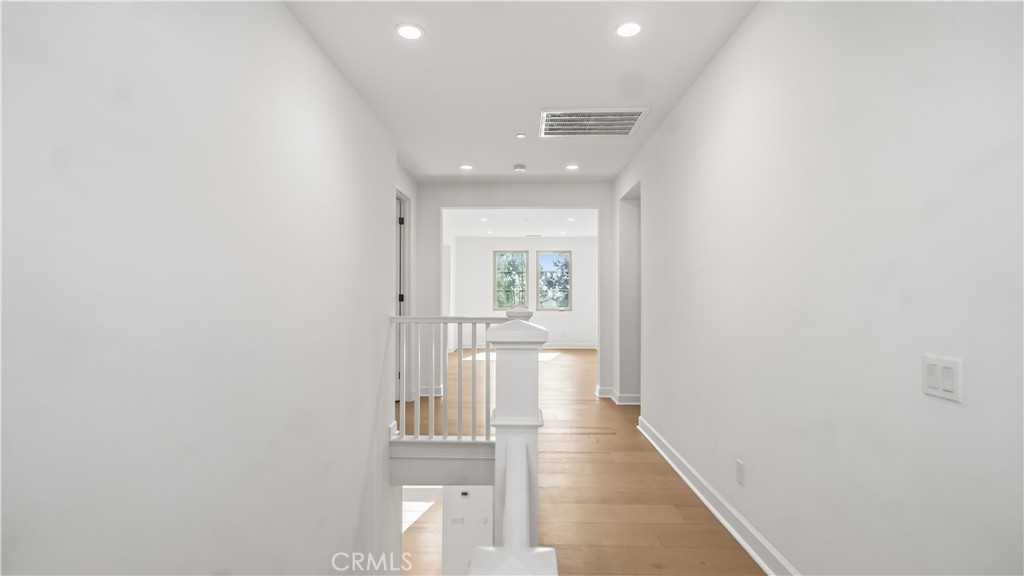 242 Sutters, Irvine CA 92602 - photo 35