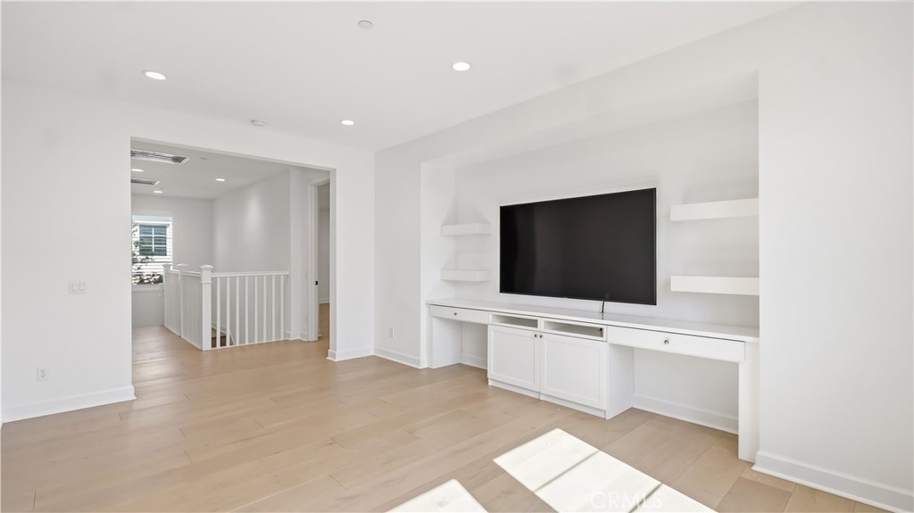 242 Sutters, Irvine CA 92602 - photo 37