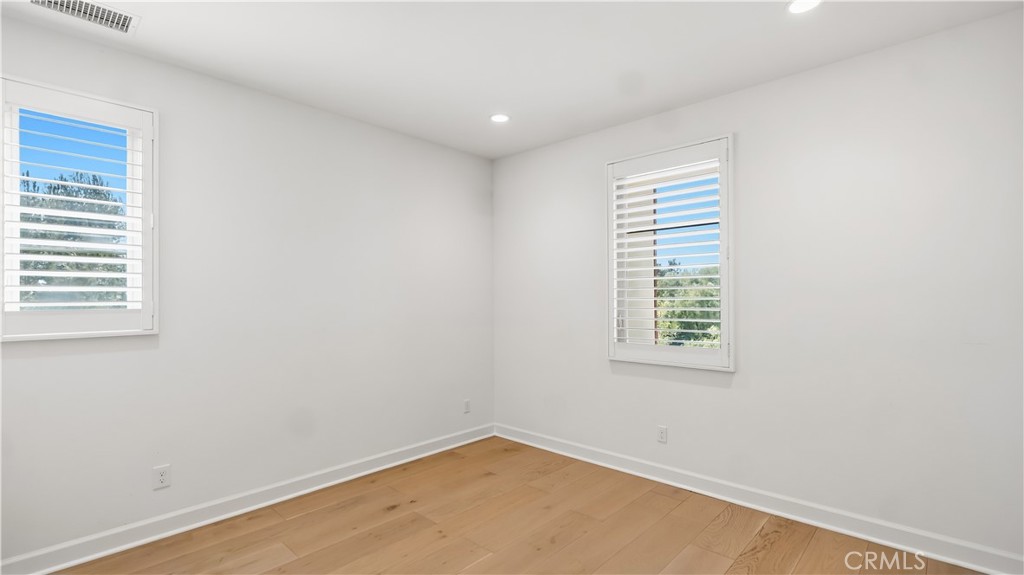 242 Sutters, Irvine CA 92602 - photo 49