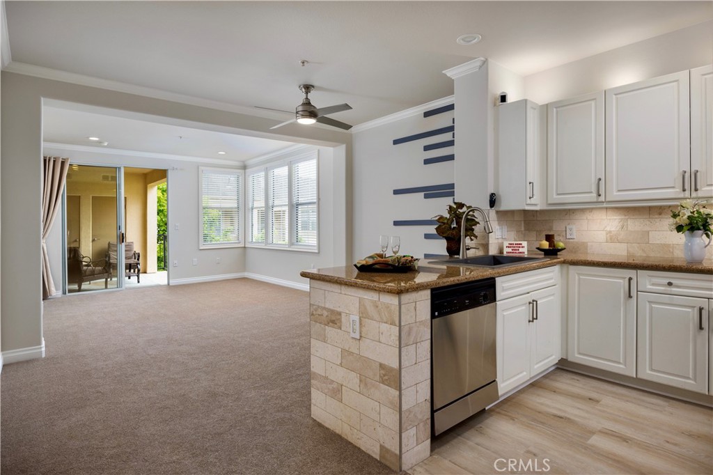 Family Room & Kitchen - 2436 Watermarke Place, Irvine CA 92612 - photo 1