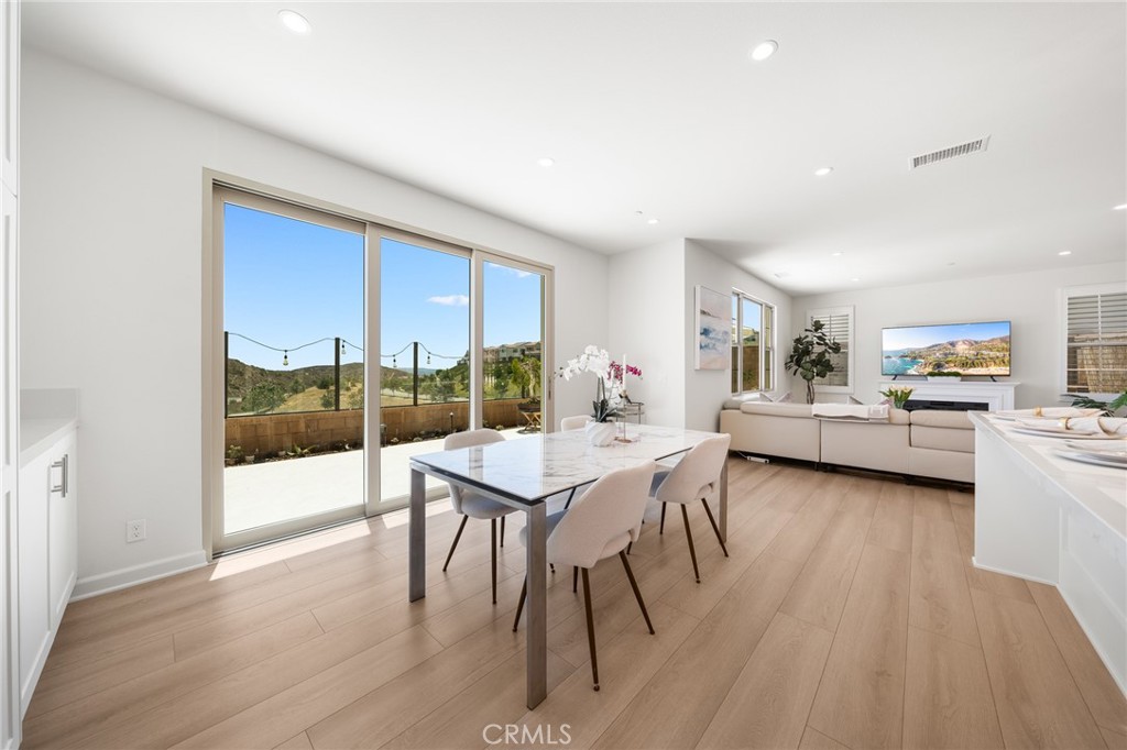 246 Canterbury, Irvine CA 92618 - photo 14