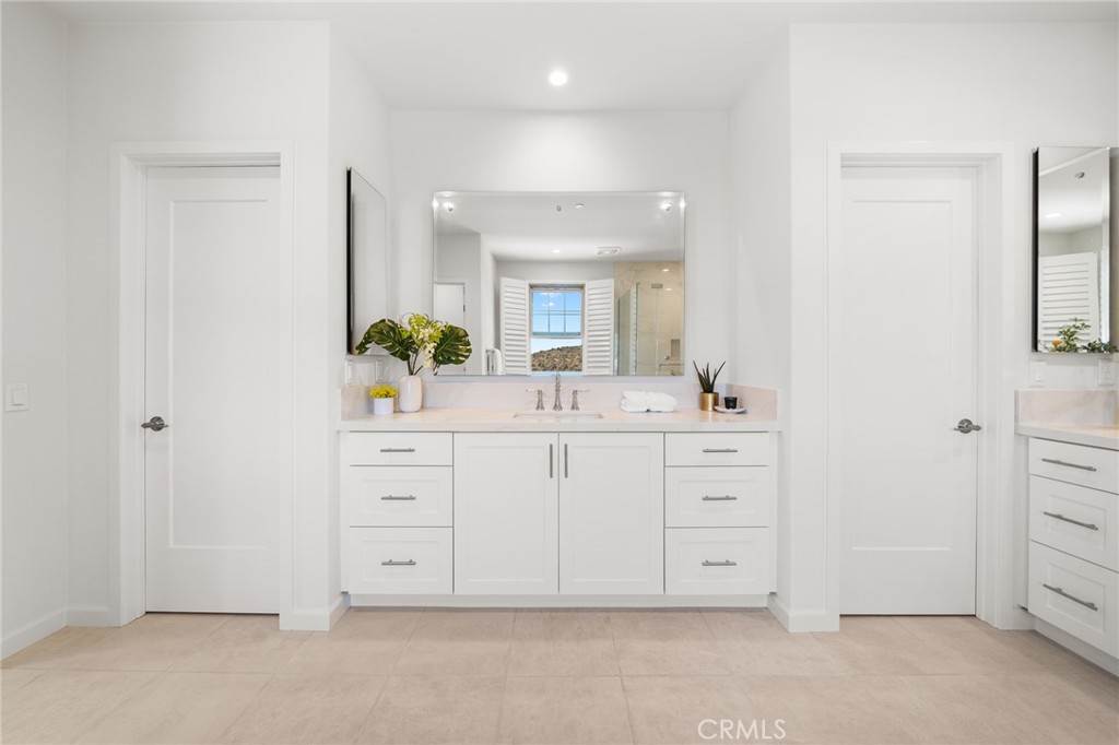 246 Canterbury, Irvine CA 92618 - photo 35