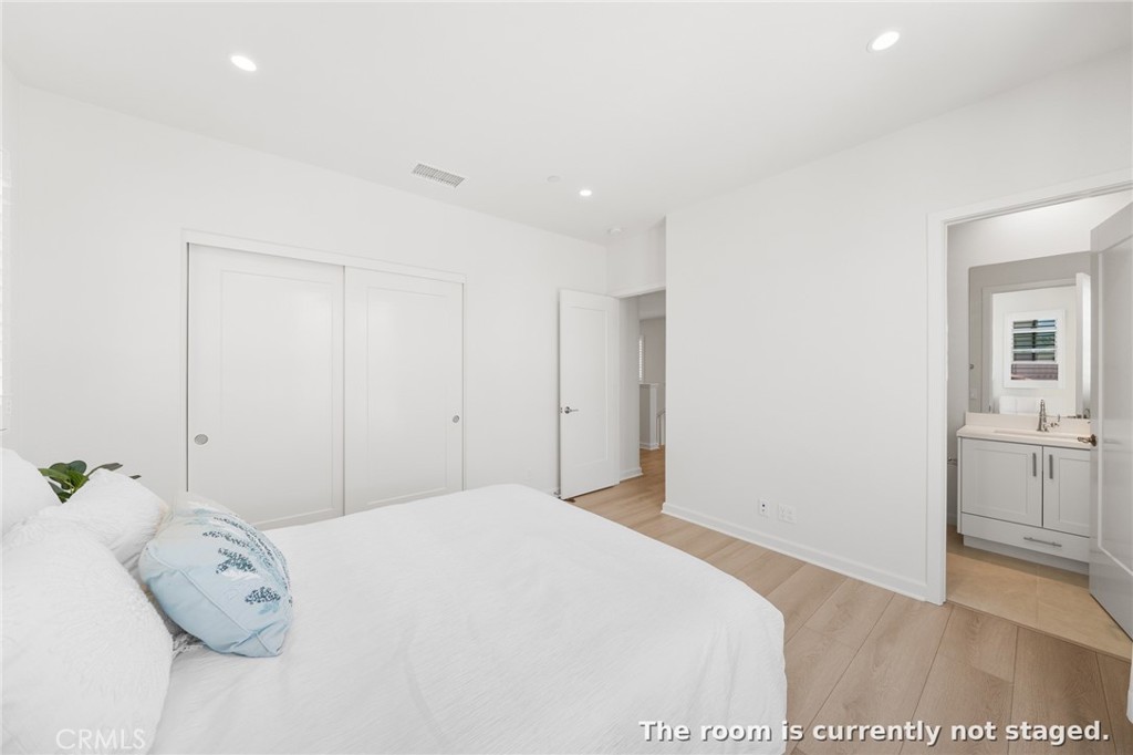 246 Canterbury, Irvine CA 92618 - photo 42
