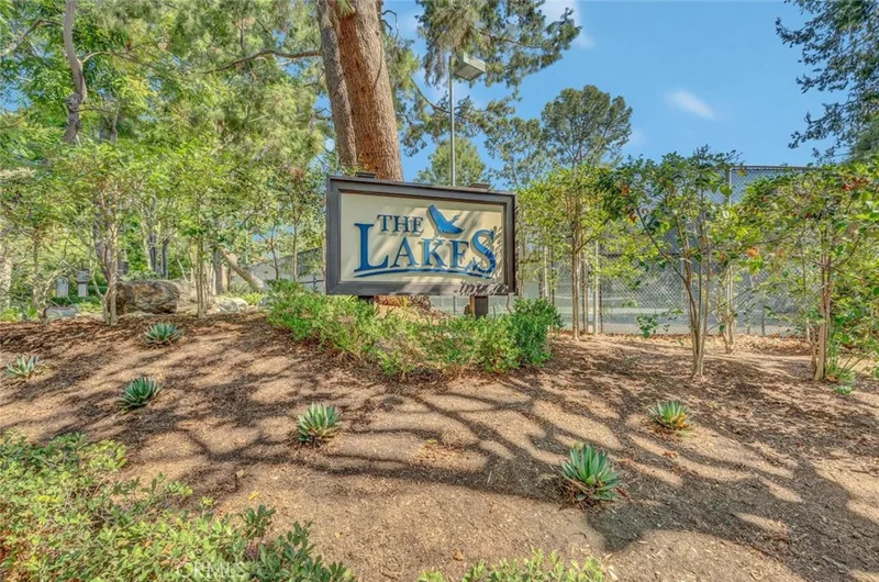 247 Pineview, Irvine, CA 92620