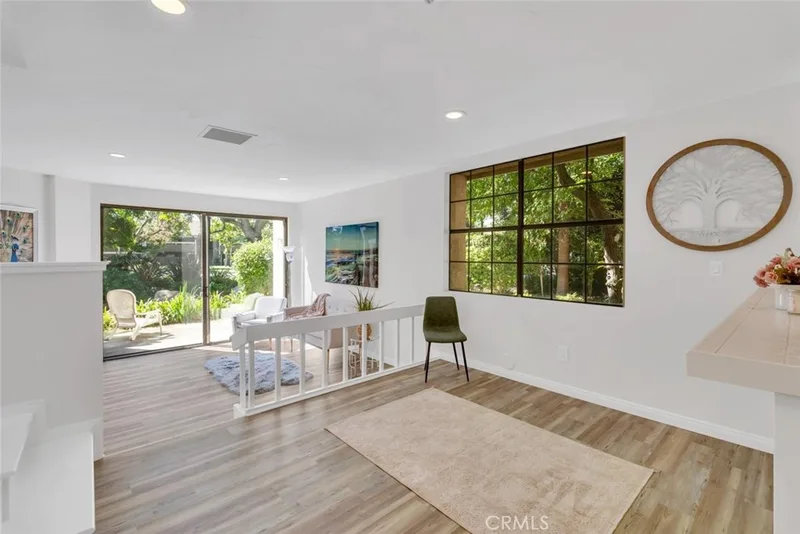 247 Pineview, Irvine
