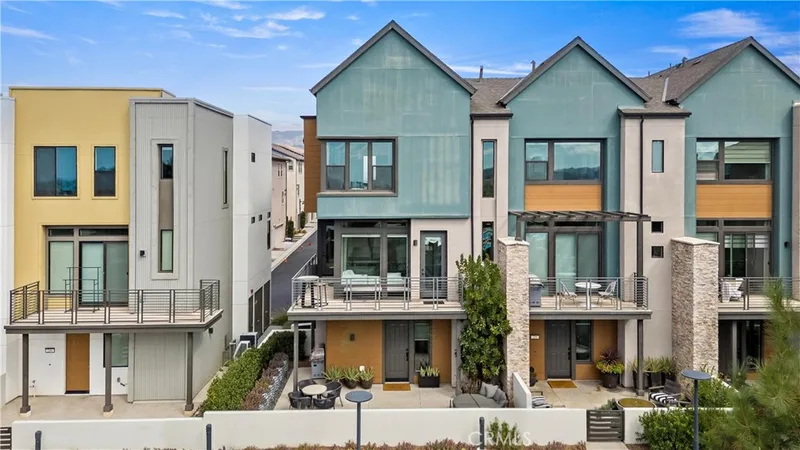 248 Merit, Irvine, CA 92618