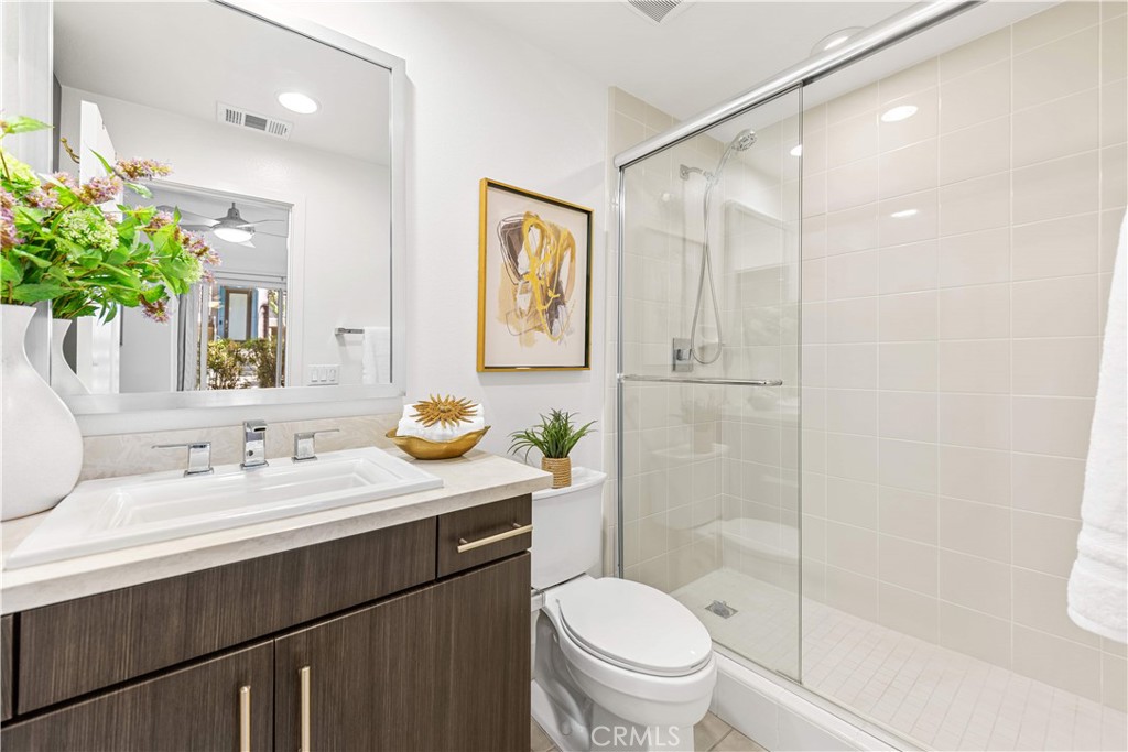 248 Rockefeller, Irvine CA 92612 - photo 9