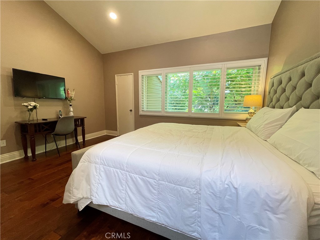 249 Pineview, Irvine CA 92620 - photo 7