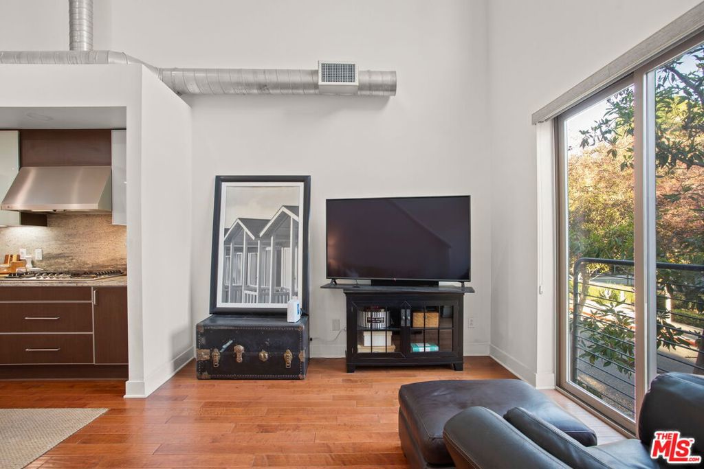 25 Delancy, Irvine CA 92612 - photo 8