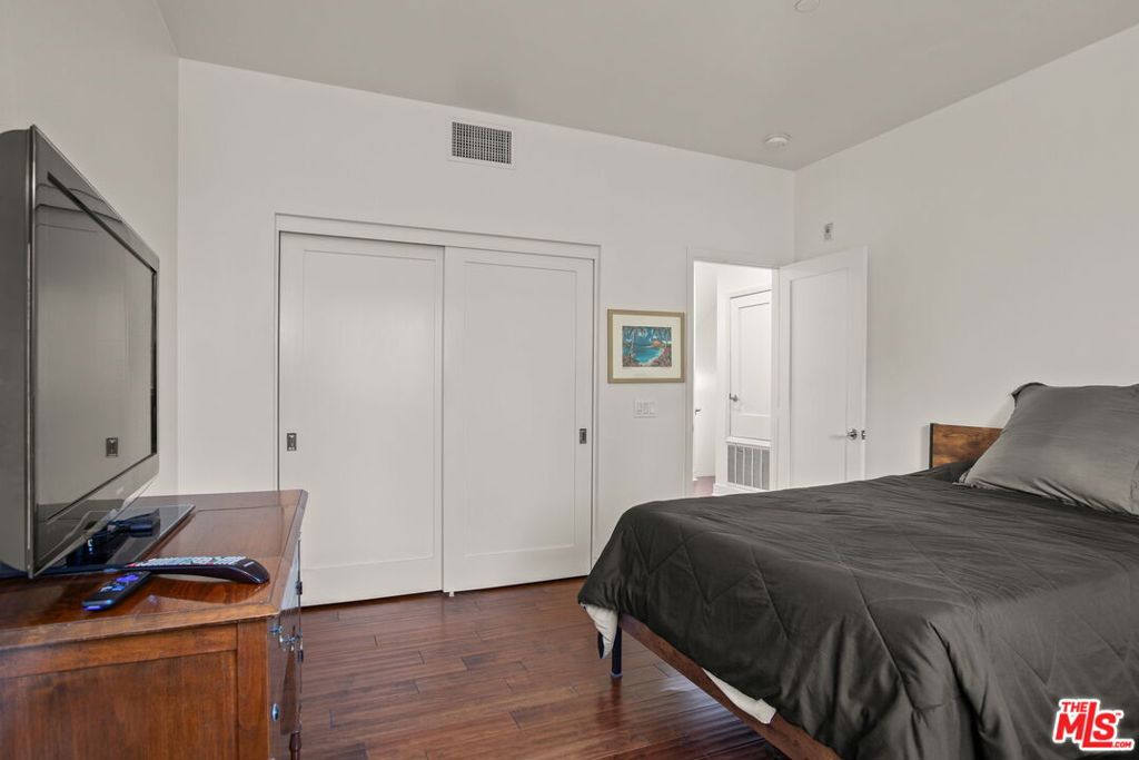 25 Delancy, Irvine CA 92612 - photo 27