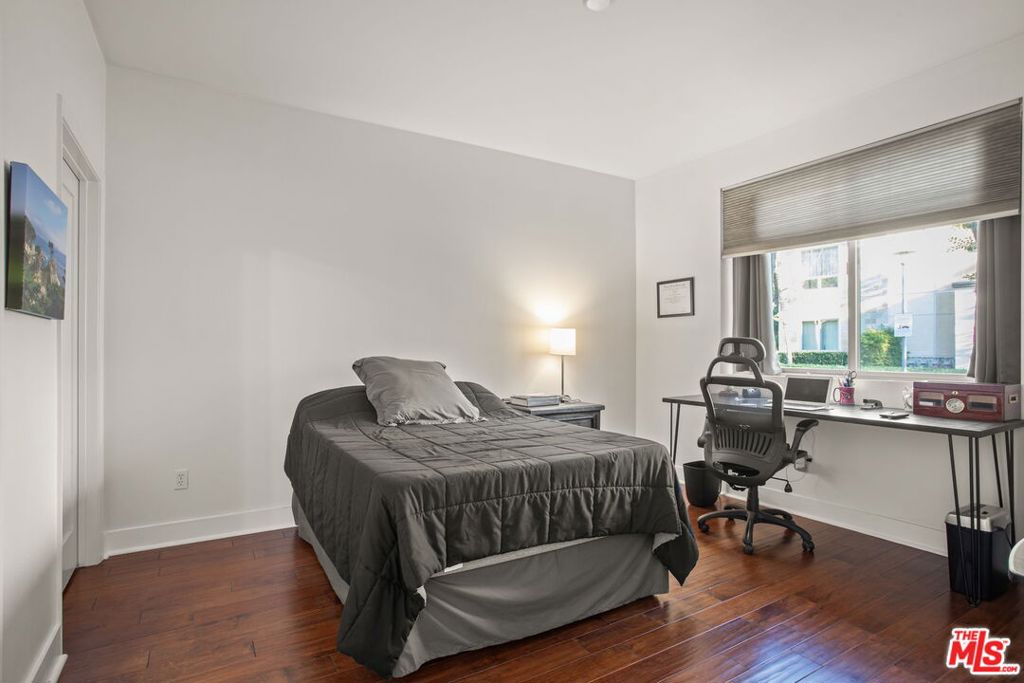 25 Delancy, Irvine CA 92612 - photo 30