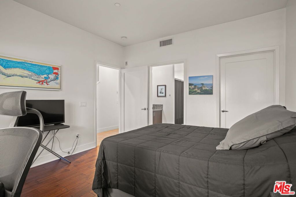 25 Delancy, Irvine CA 92612 - photo 32