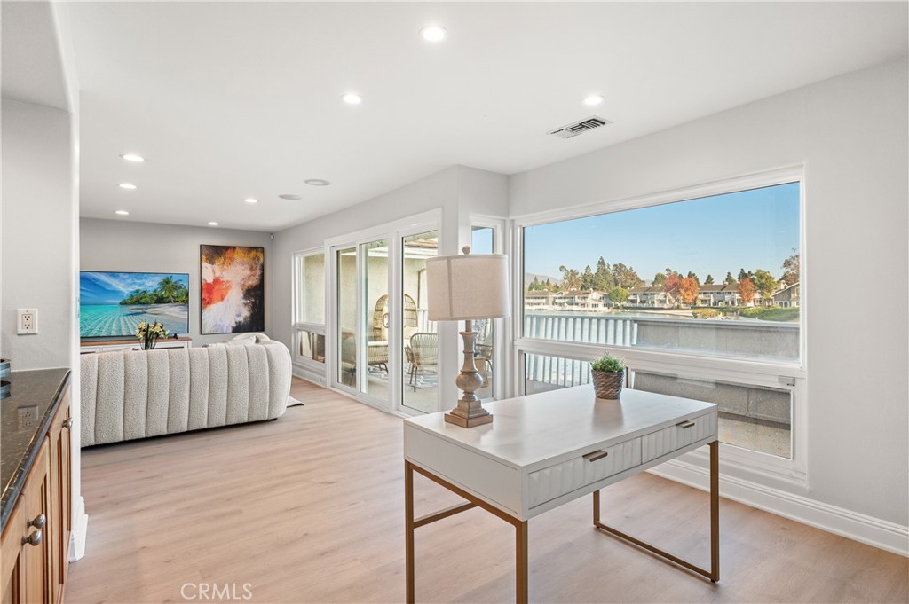 25 LakeView 60, Irvine CA 92604 - photo 9