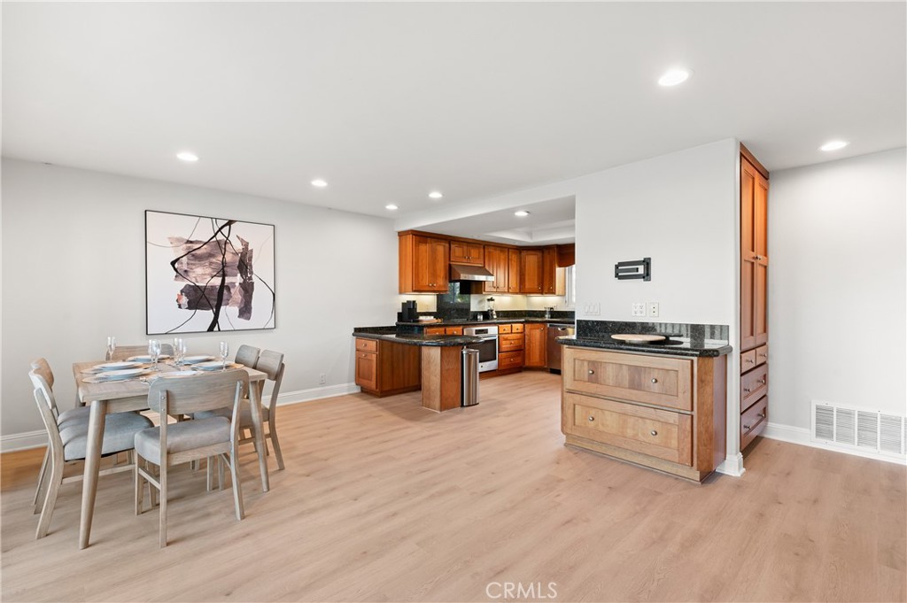 25 LakeView 60, Irvine CA 92604 - photo 13