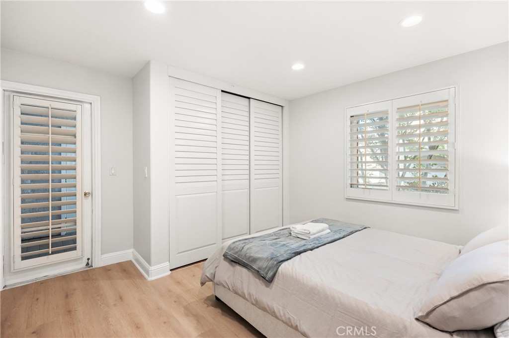 25 LakeView 60, Irvine CA 92604 - photo 20