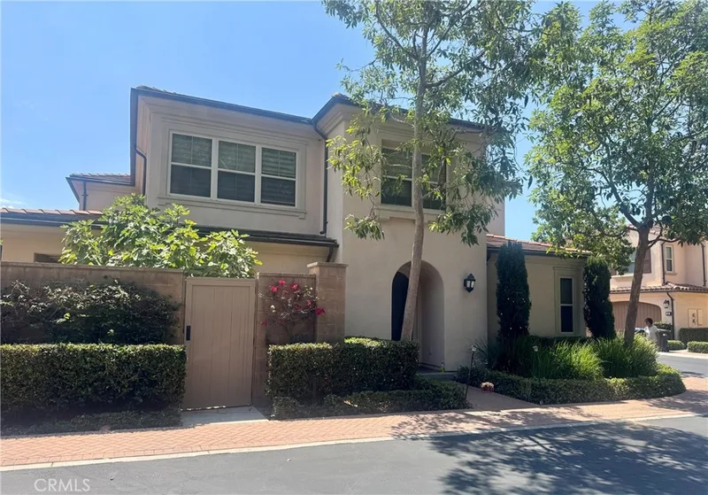 25 Loquat, Irvine, CA 92618