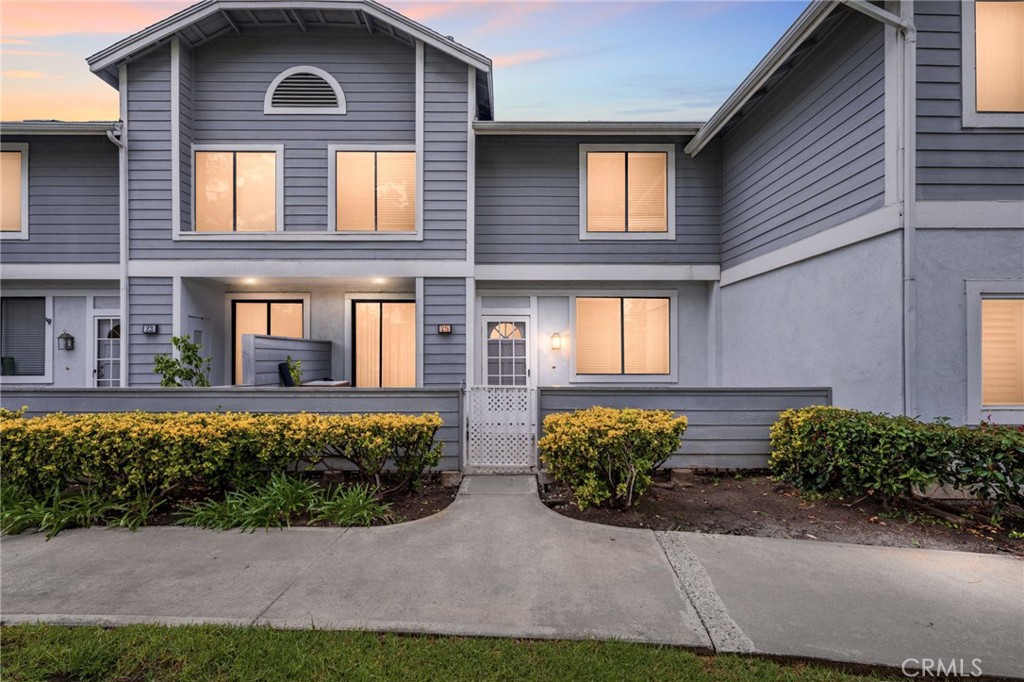 25 Remington, Irvine CA 92620 - photo 1