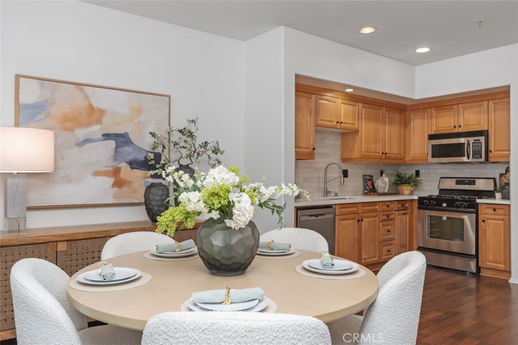25 Vermillion, Irvine CA 92603 - photo 11