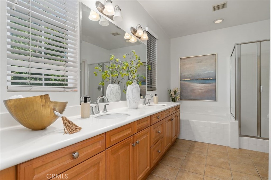 25 Vermillion, Irvine CA 92603 - photo 23