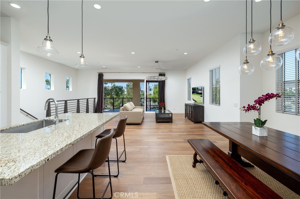 251 Follyhatch, Irvine CA 92618 - photo 5