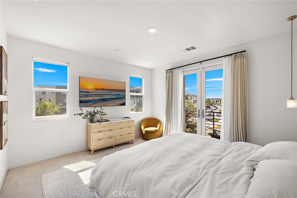 253 Novel, Irvine CA 92618 - photo 19
