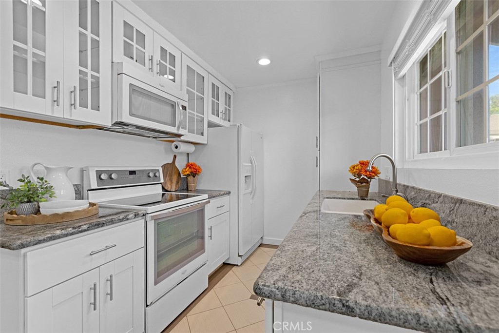 254 Streamwood, Irvine CA 92620 - photo 15