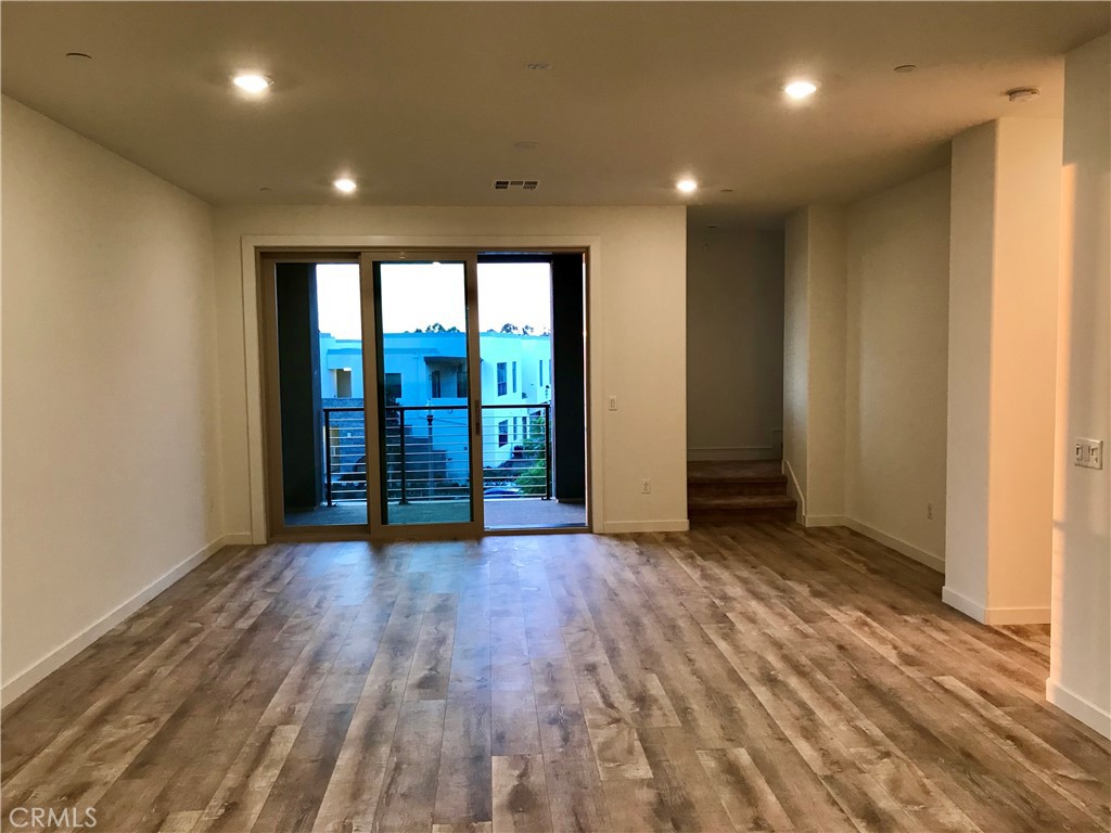 258 Harringay, Irvine CA 92618 - photo 6