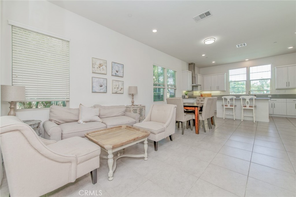 259 Radial, Irvine CA 92618 - photo 5